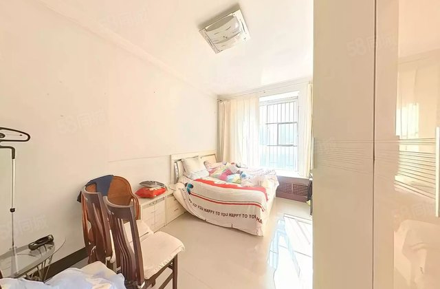 瑞璞紫景园4室2厅145㎡73万二手房图片