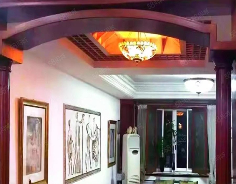 聽濤雅苑(別墅)4室2廳2衛(wèi)225.69㎡南北660萬