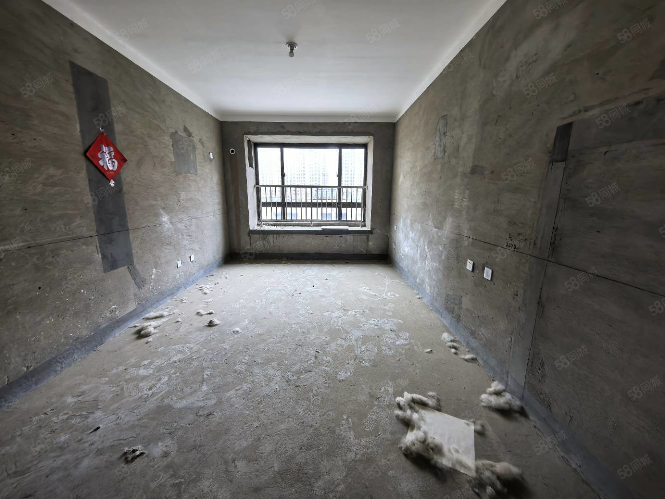 悦湖城4室2厅2卫153㎡南北110万