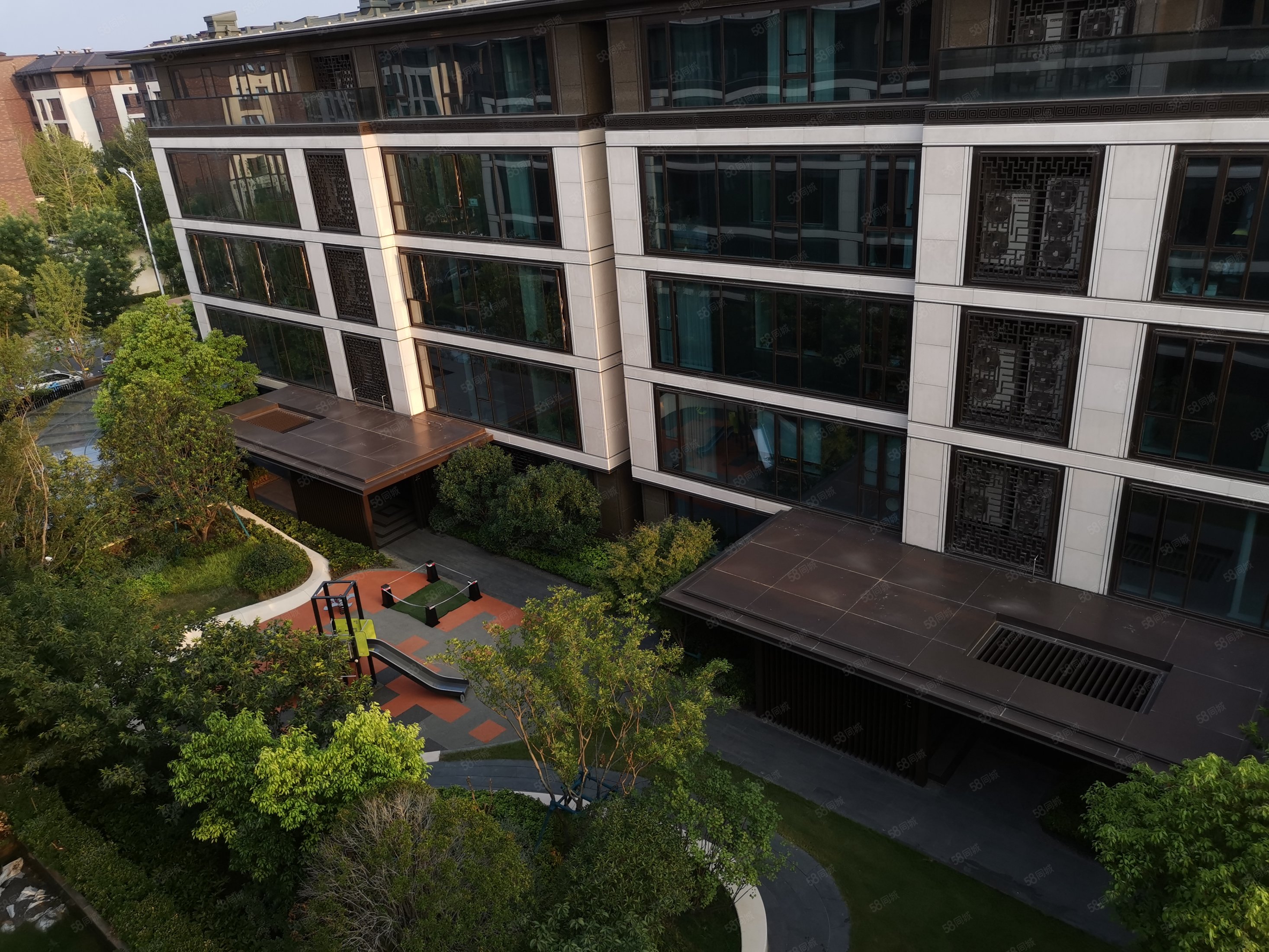 北龙湖中原壹号院景观四房送双车位随时看房