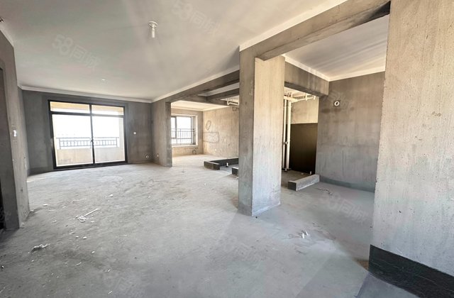 星光华府3室2厅121.75㎡193.5万二手房图片