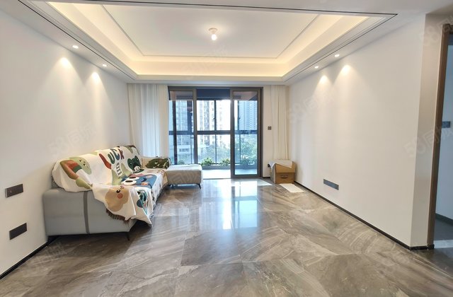 绿城美的桂语映月4室2厅135㎡0万二手房图片