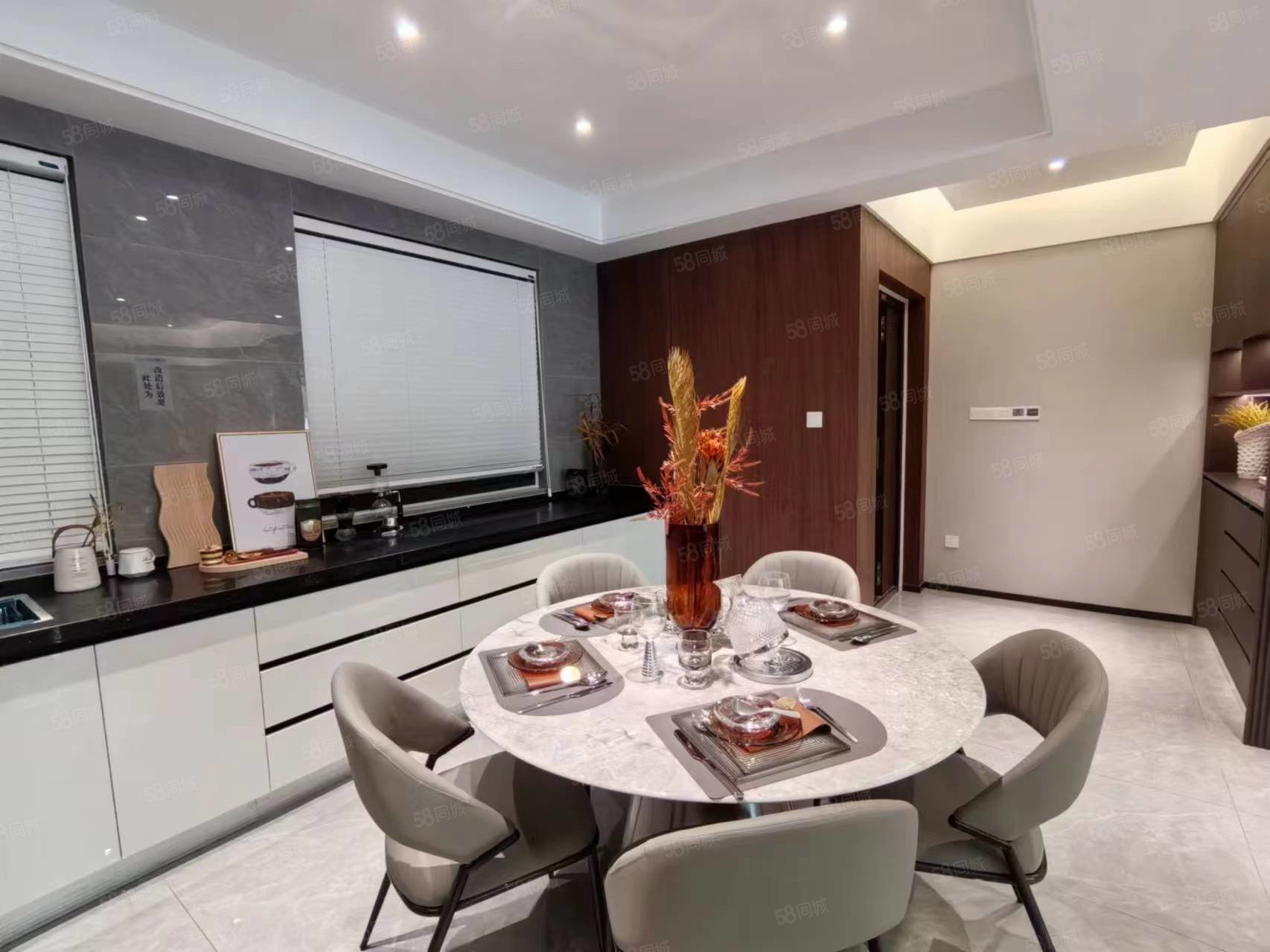 名邦鲲鹏御府4室2厅2卫126㎡南北62.8万