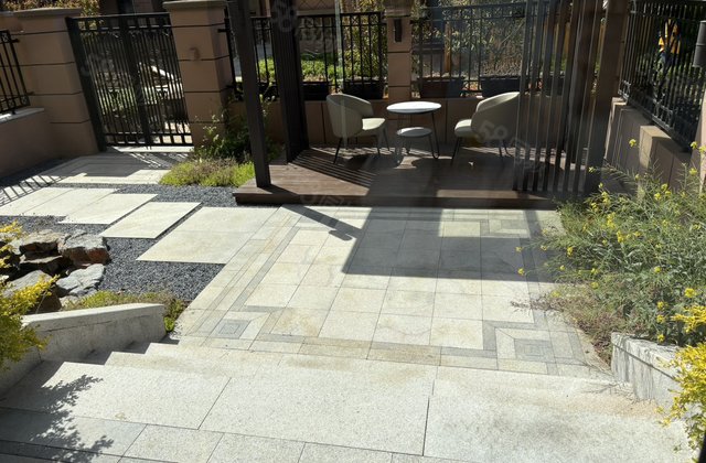 便宜30多万！赠院子50平!地下5平!12叠拼江北水镇