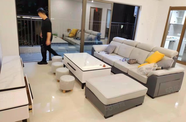 龙光金辉优步学府4室1厅113.77㎡55万二手房图片