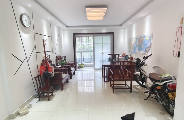 新东方龙湾 户型方正 南北通透 带车位 免大税 可按揭