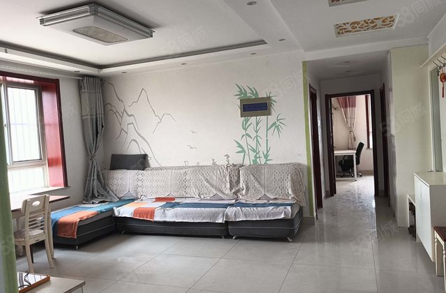 香江附近，电梯好房，急售，东边户，车位地下室