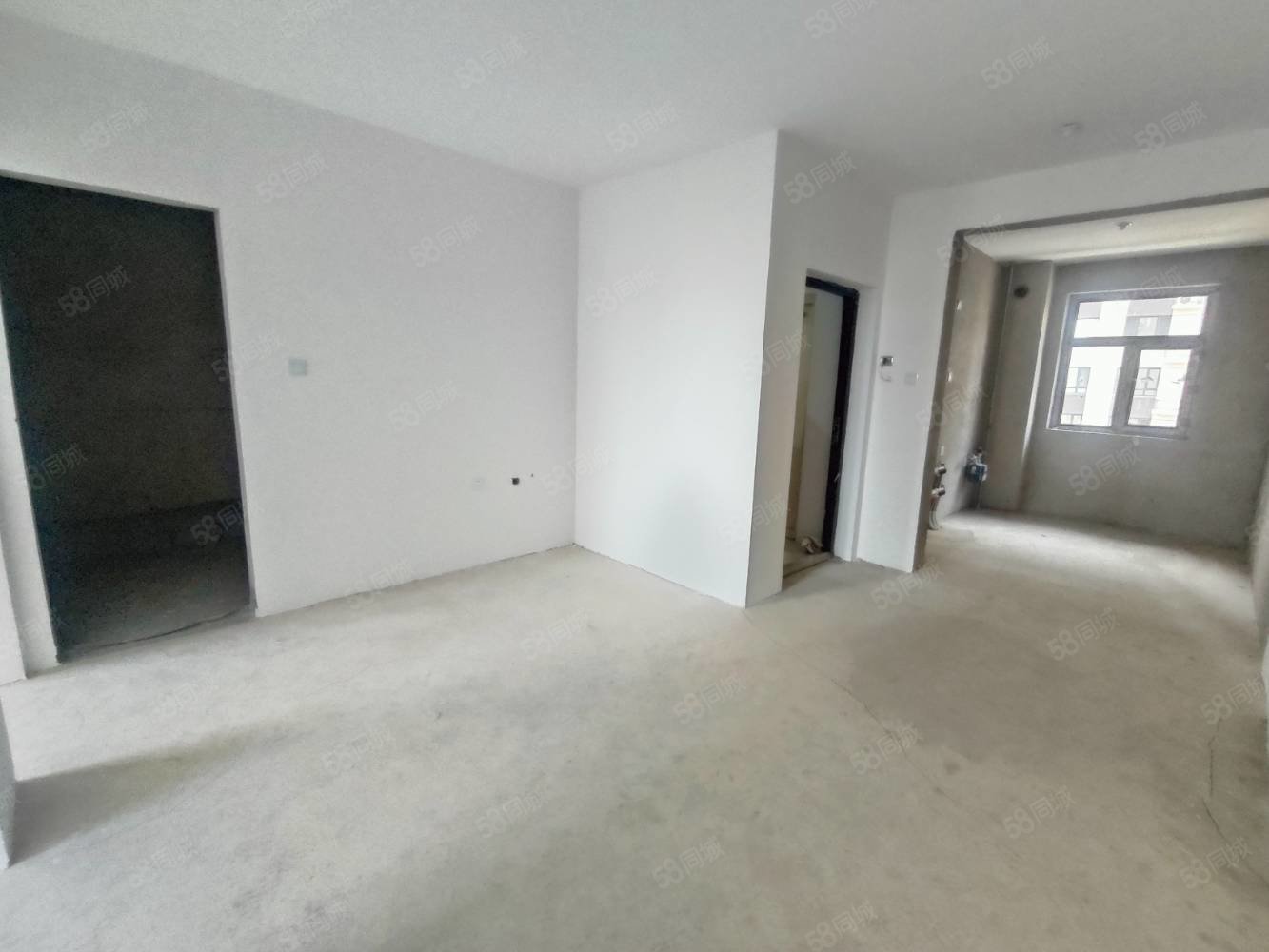 月星环球城2室1厅1卫80㎡南北28.8万