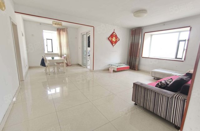 兴华路新上好房 双阳台 三室朝阳 边户中间楼层