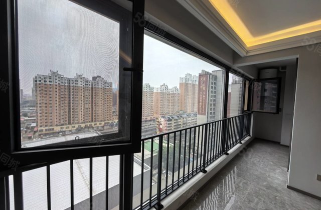 天正山河玺院3室2厅127㎡180万二手房图片