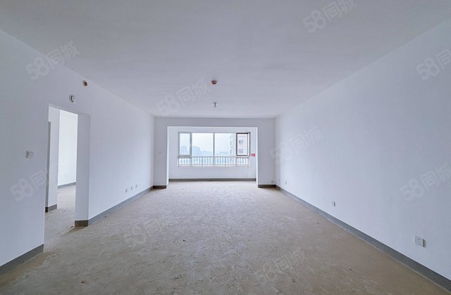 徒骇河附近观景房昌润莲城四室两卫有两个车位有储免大税