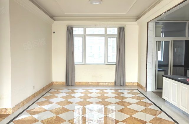 碧桂园5室2厅266.67㎡141万二手房图片