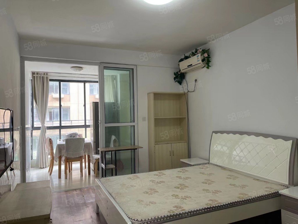 长河蓝堡国际1室0厅1卫37.8㎡南31.8万