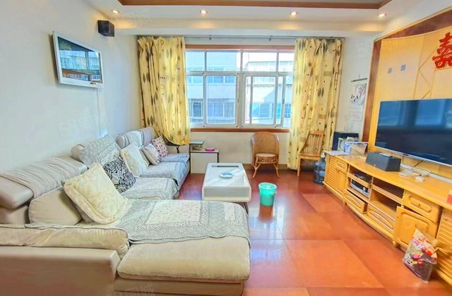 凤翥街110号小区3室2厅94.4㎡130万二手房图片