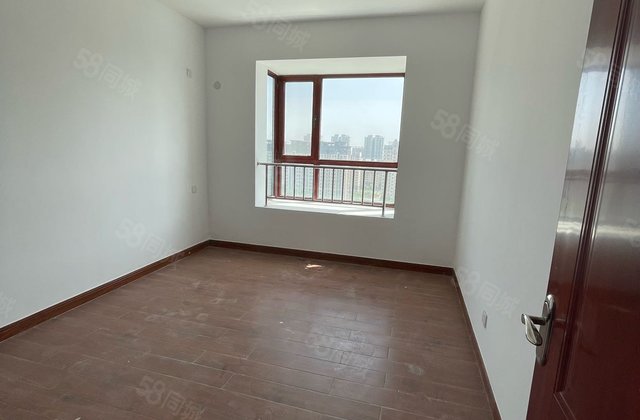 新区政府东临  实验时代中通豪园|松桂路3室2厅1卫119平