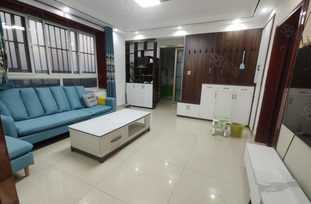 急售，婚房精装，电梯房8楼好楼层，天汇明珠，香江