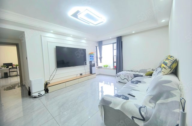 万科金域蓝湾2室2厅85㎡170万二手房图片