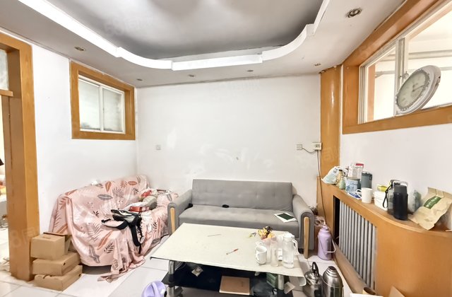 文轩 一中 外国语 电业局四院 正规三室两厅 低总价停车方便