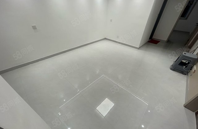 看房随时 望岳嘉苑 板楼 精装好房 低密度社区 房东诚心卖