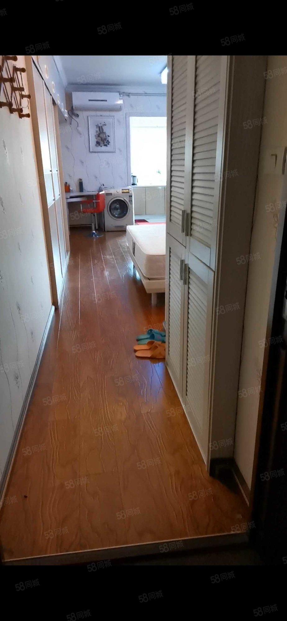 彪炳盛世广场1室1厅1卫43.5㎡东30万