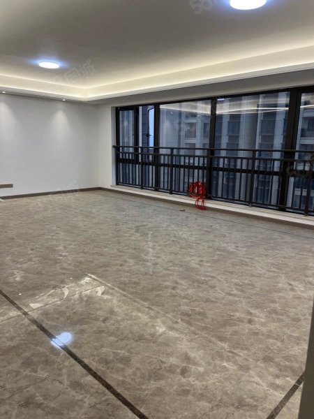 【10图】全新未入住,精装大平层,带中央空调,绿地株洲城际空间站-株洲