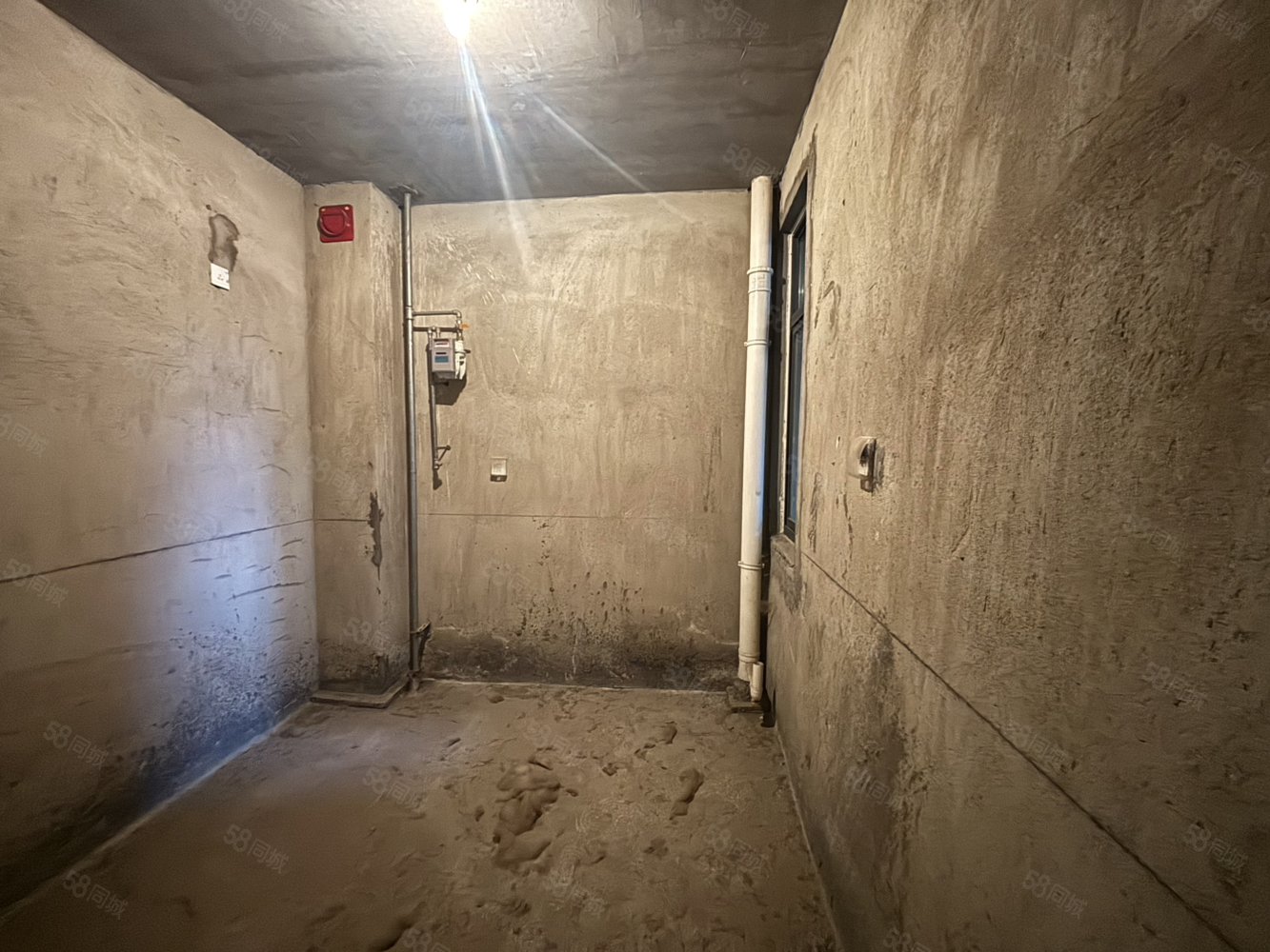 万华庭小区2室2厅1卫81㎡南北34万