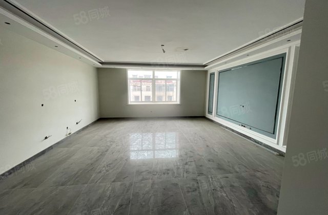 清华在水一方(AB区)4室2厅150㎡65万二手房图片