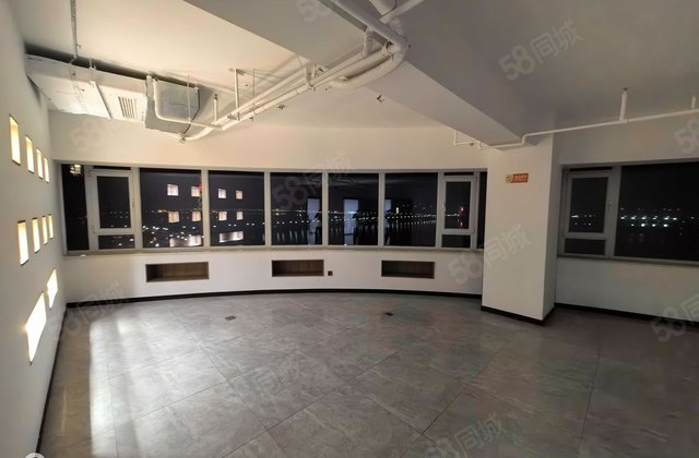 带四部电梯有水厨房厕所房东直卖包过户位置市人民公园观沂和美景