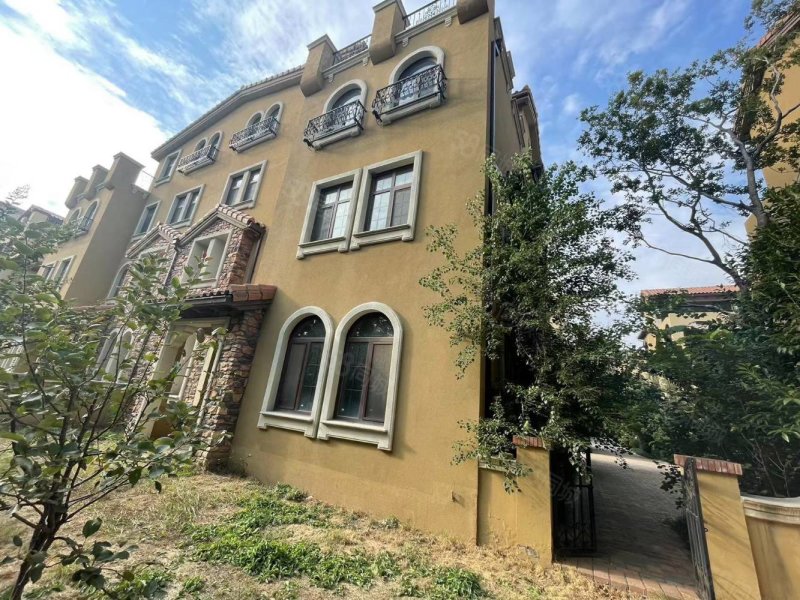 【10图】凤凰城独栋别墅,安阳 的别墅区,带小院,门前可停四辆车,中信