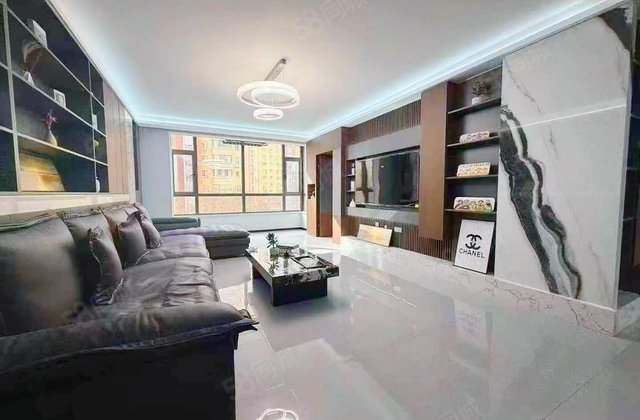 临河风景3室2厅143.11㎡112万二手房图片