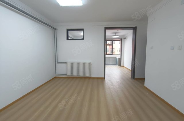 业主急售 三院附近 单位家属院 三室两厅 看房方便有钥匙