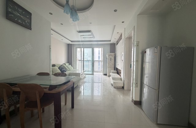 站前街！西湖馨苑新出精装三室！看房有密码！随时带你看房！