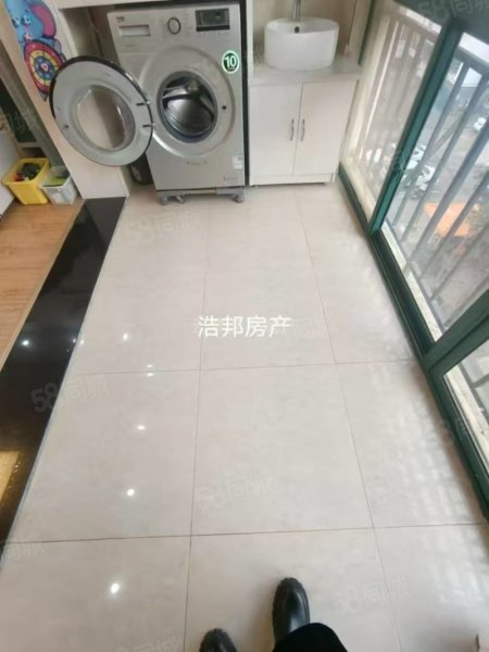 富豪花园2室2厅1卫90㎡南北28万