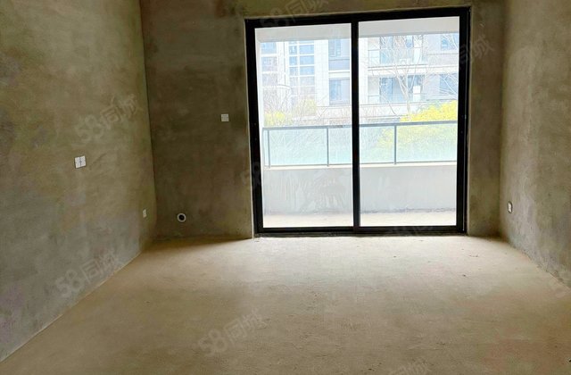 市政公用城D区璟园4室2厅124.37㎡73万二手房图片