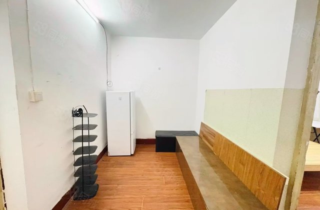 玉树新村2室1厅53.74㎡60万二手房图片