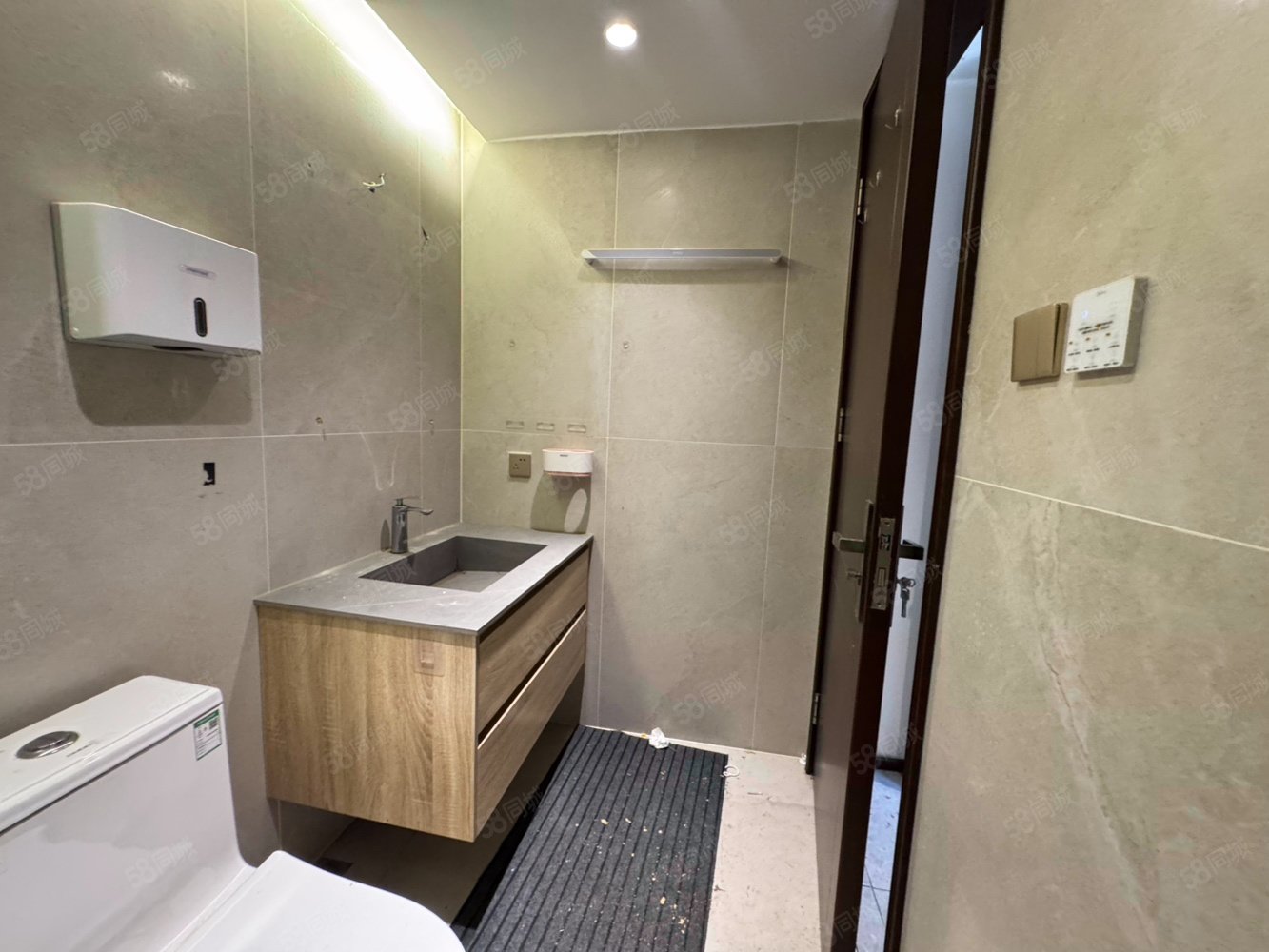 東絳胡同小區(qū)2室2廳1衛(wèi)70㎡南北850萬