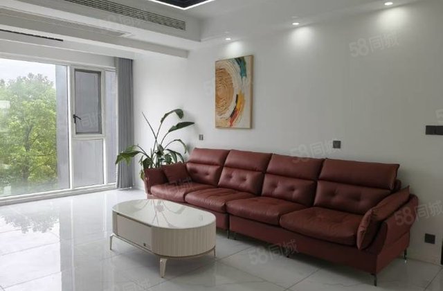 东方绿洲3室2厅130㎡56.8万二手房图片