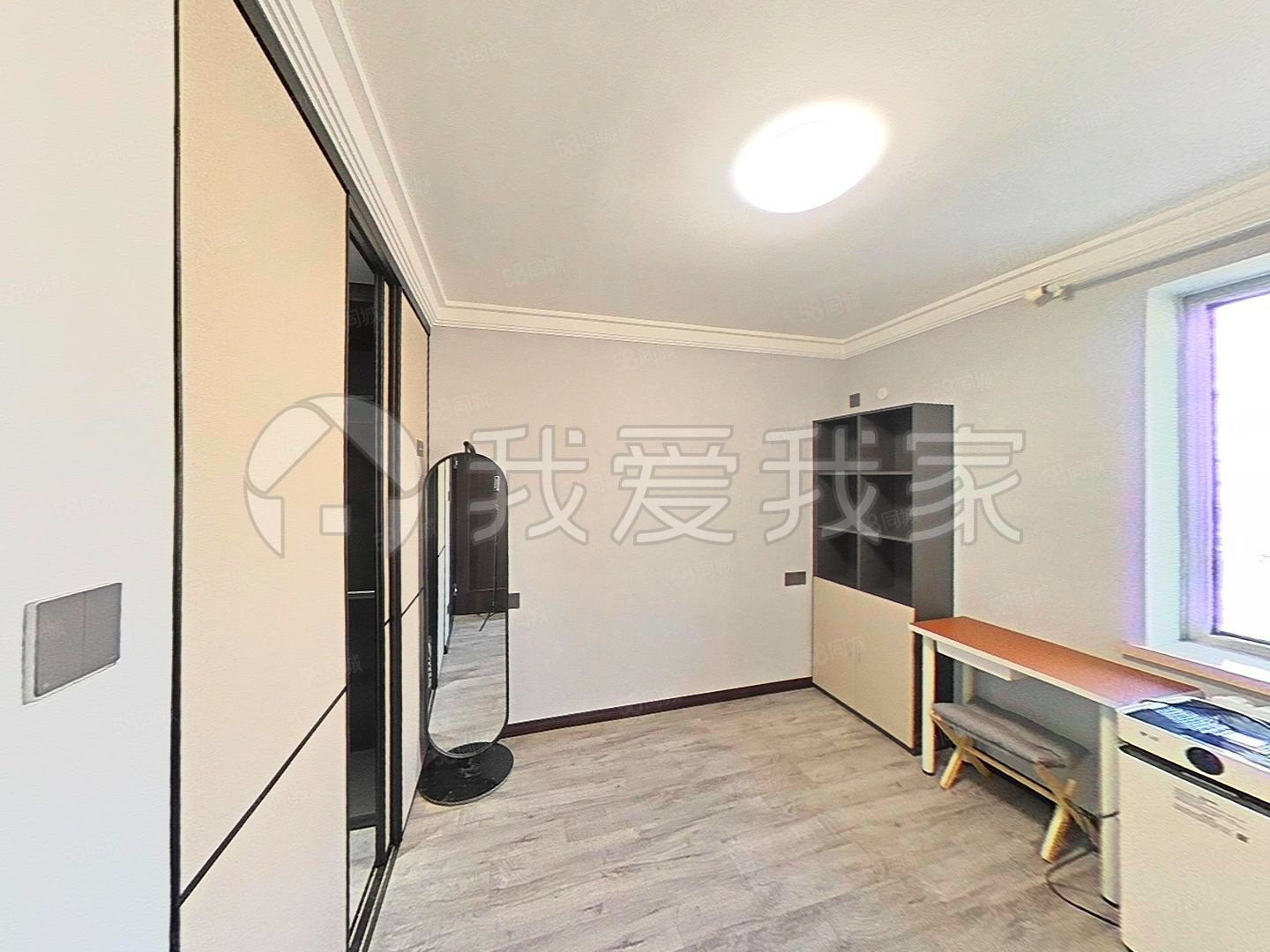 十里堡東里2室1廳1衛(wèi)62.1㎡南北249萬