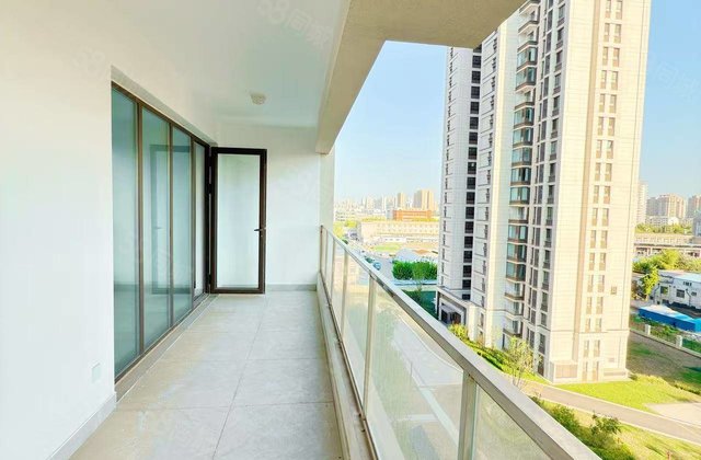 急售!江山印！四室两厅两卫！带车位！储藏室！随时看房！