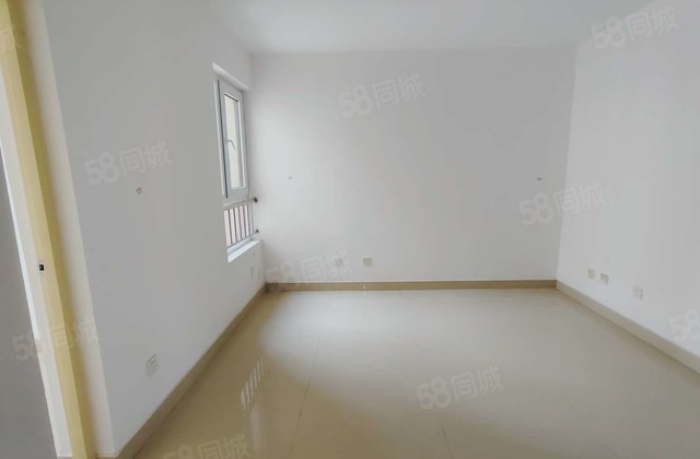 二中对过 文苑   陈口小区 两居 停车方便