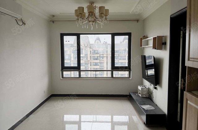 二实验  文轩 外国语老一中附近恒大名都免大税带车位随时看房