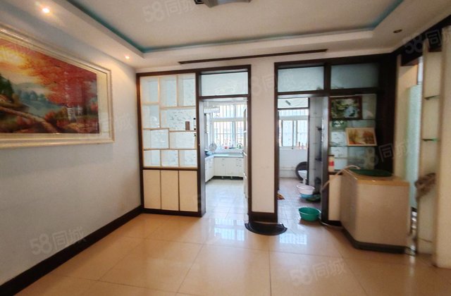 大型小区电梯 房柳泉花园三室两厅送储藏室