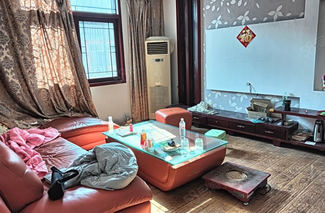 长兴小区2室2厅97㎡32.8万二手房图片