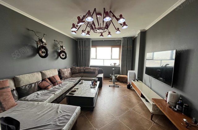 水景花园3室2厅137㎡54万二手房图片