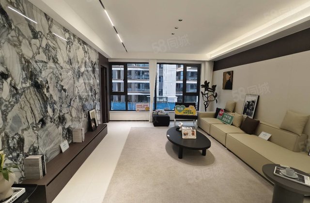 大唐天龙郡3室2厅109㎡53万二手房图片