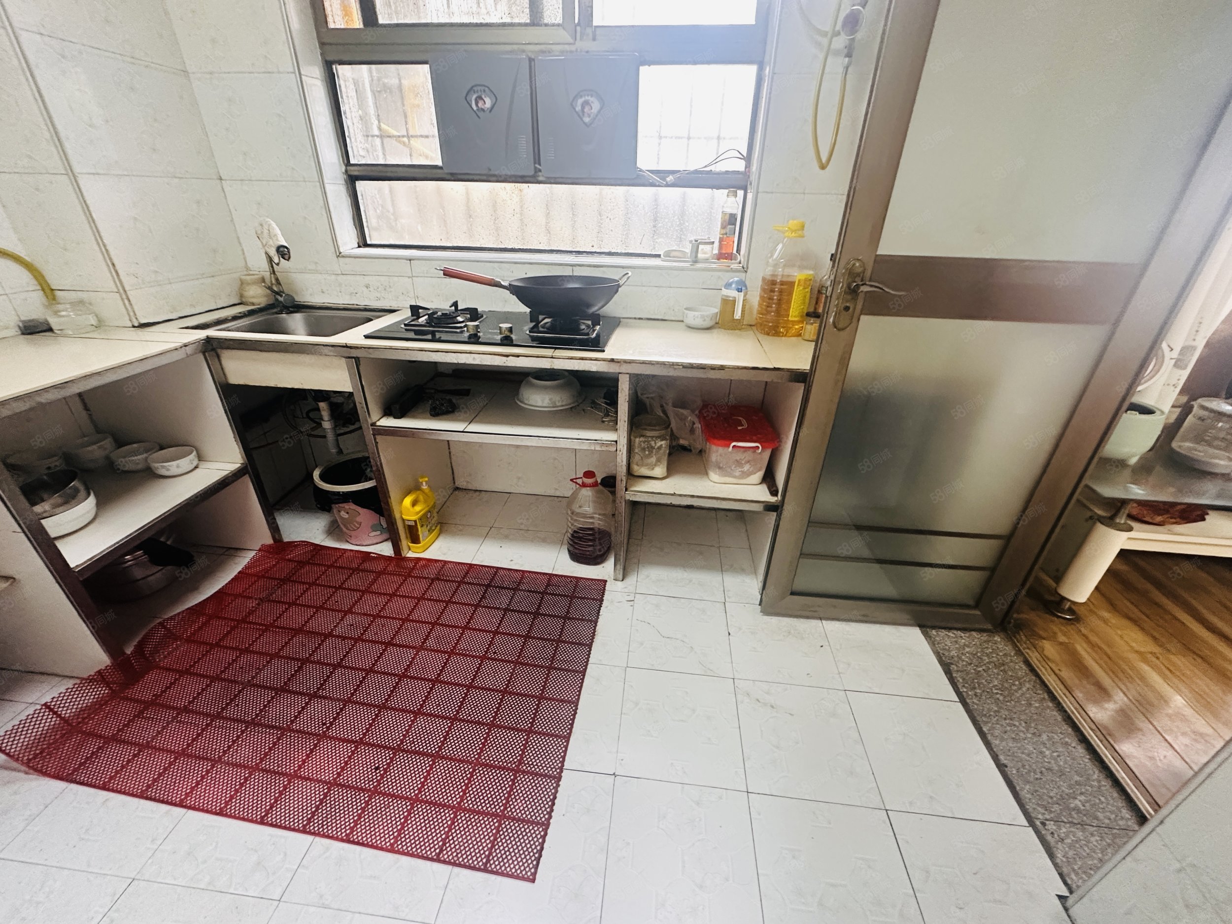 国税花苑3室2厅1卫110㎡南北58.8万