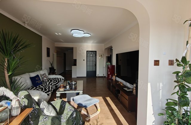 云顶雅园南区3室1厅126㎡81万二手房图片