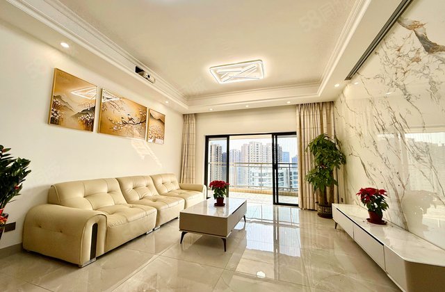 港隆花园5室2厅195.56㎡185万二手房图片