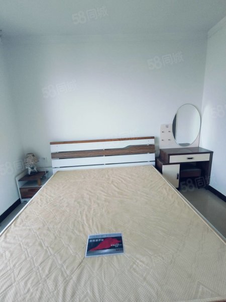 龙湖西苑3室2厅1卫95.88㎡南北38万