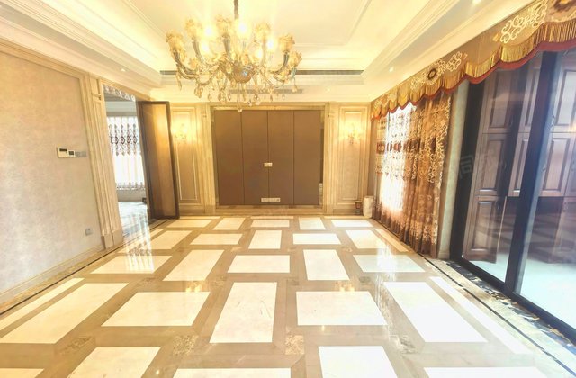 华润金悦湾3室2厅211.24㎡609万二手房图片